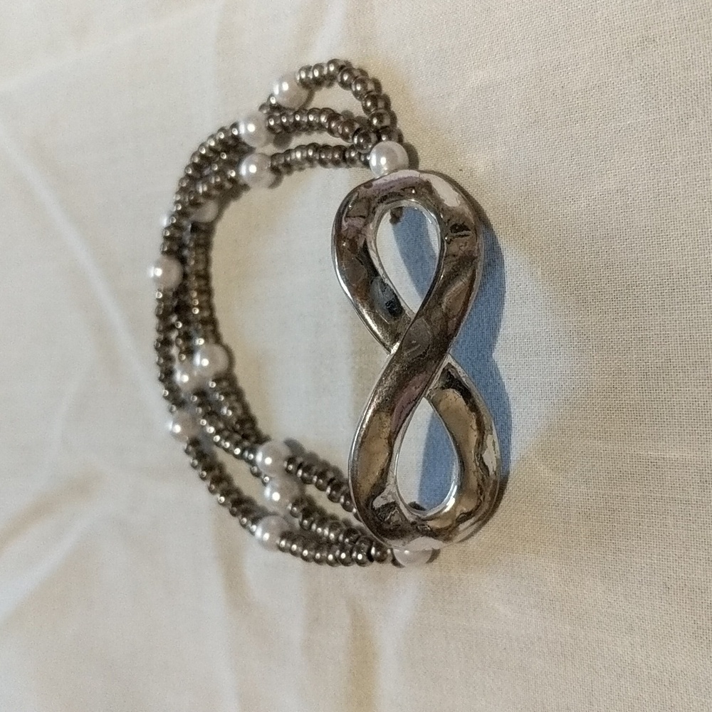 Bracelet Silver Metal Infinity Grey Beads